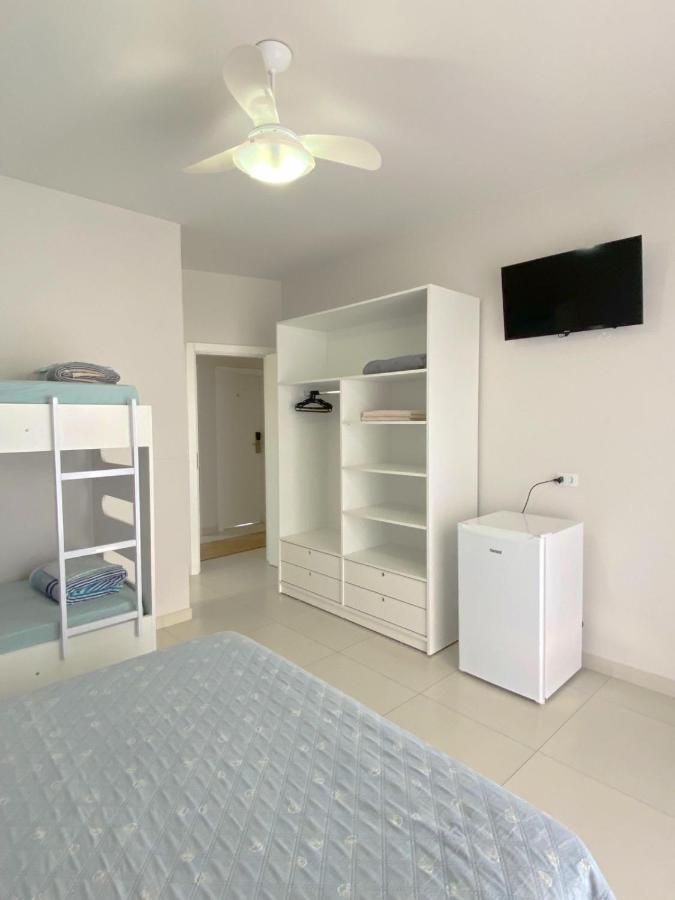 Bouganville Guest House Bc Balneario Camboriu Bagian luar foto